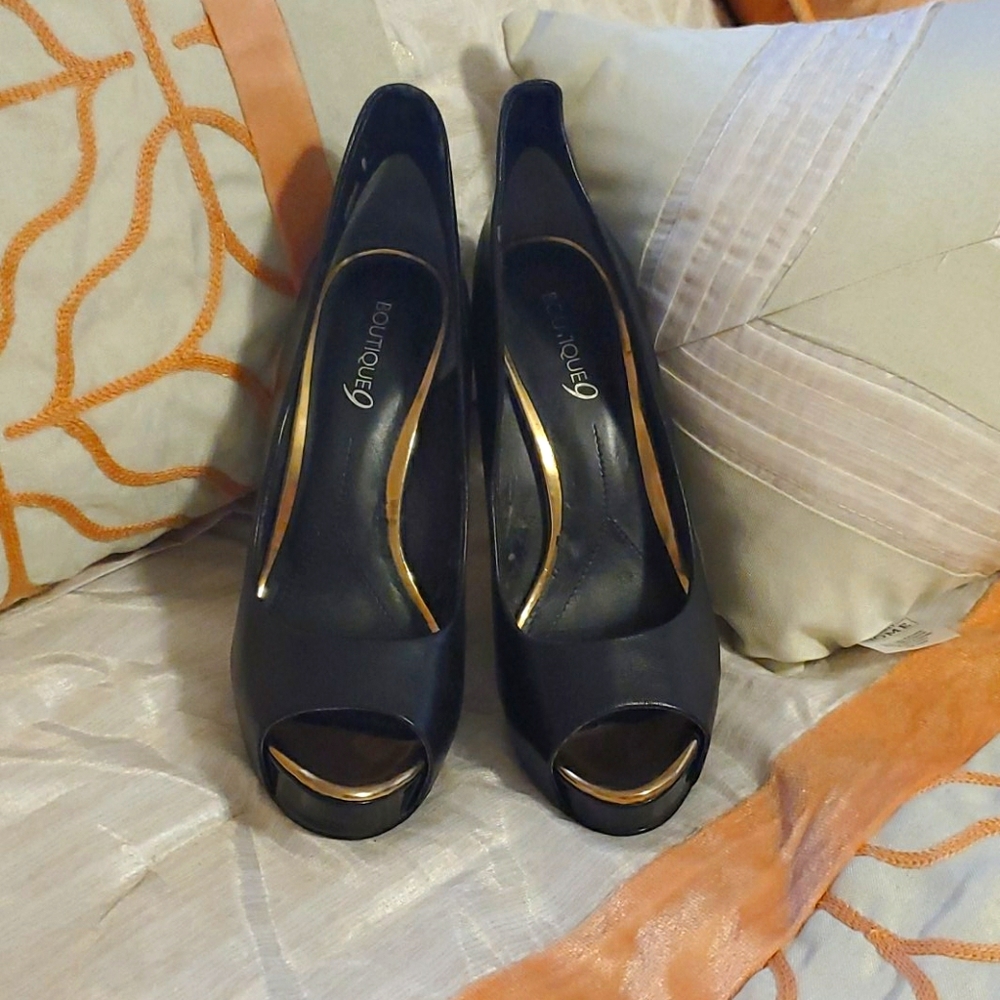 Boutique 9